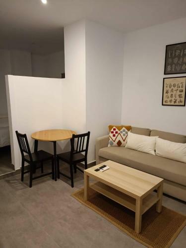 Apartamento Complejo Pinta18 At1, At2 Y At3