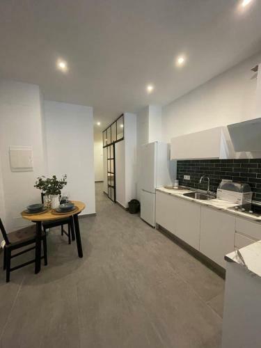 Apartamento Complejo Pinta18 At1, At2 Y At3