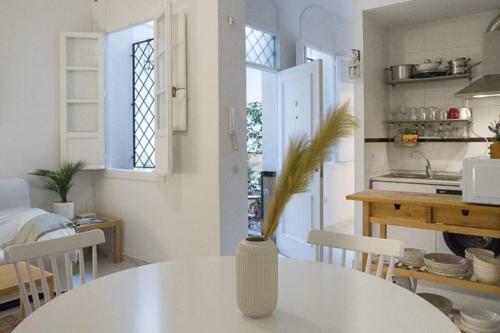 Cozy Apartment In A Typical Sevillian Patio House