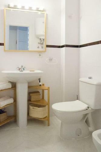 Cozy Apartment In A Typical Sevillian Patio House