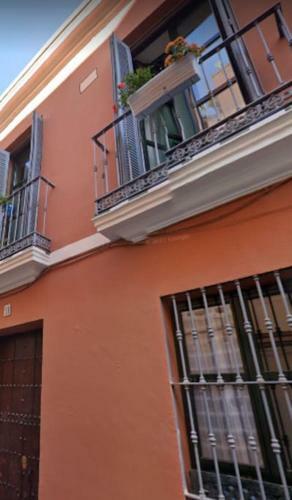 Apartamento Pleno Centro de Sevilla- Junto Iglesia Montesi�n