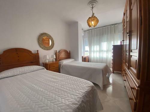 Apartamento Funcional Piso 4 Dormitorios Frente A Santa Justa