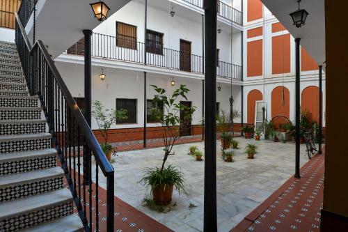 More Center Apartment