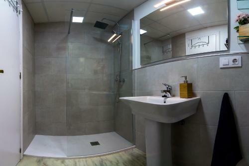 More Center Apartment