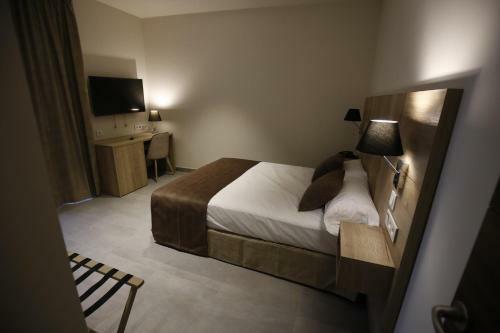 Hotel Av La Florida