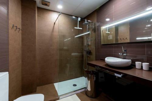 Fr26 Luxurious Apartment, 2 Minutes From Cathedral