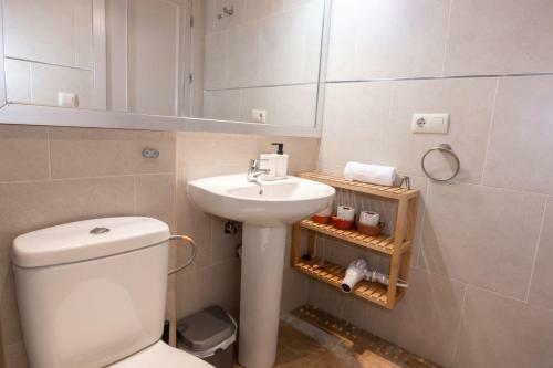 Apartamento Rodrigo De Triana Primero A