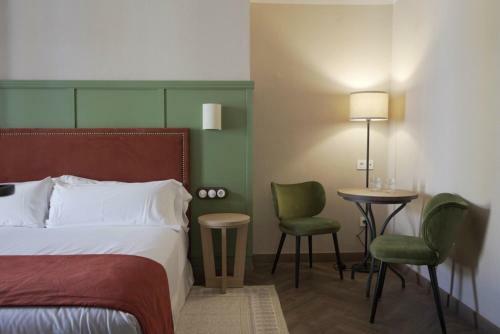 The Honest Hotel