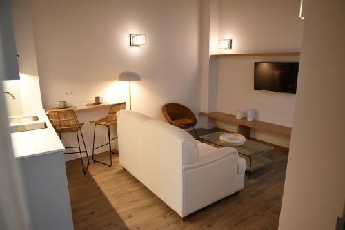 The Honest Hotel