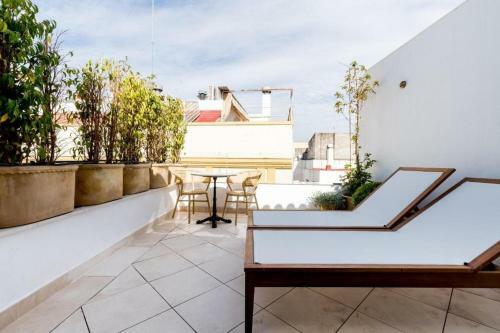 The Honest Hotel