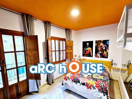 Posada Arc House Plaza