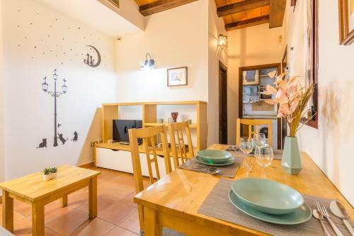 Apartamento Macarena Muralla Encantada