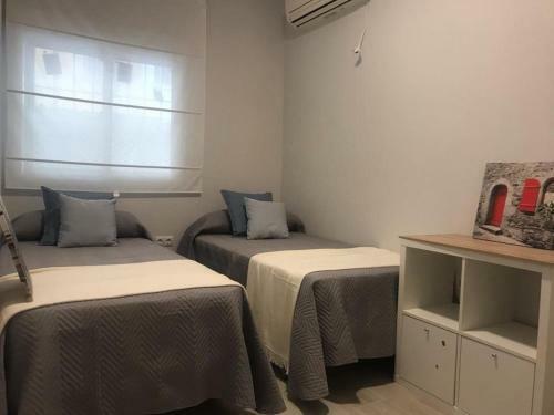 Apartamento En Triana: Junto San Jacinto Parking Opcional