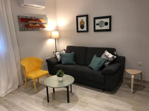 Apartamento En Triana: Junto San Jacinto Parking Opcional