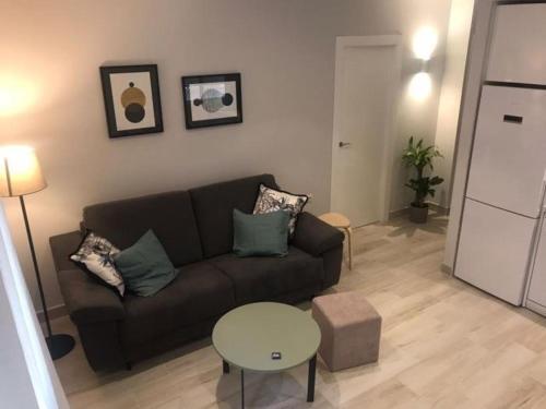 Apartamento En Triana: Junto San Jacinto Parking Opcional
