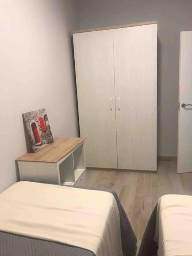 Apartamento En Triana: Junto San Jacinto Parking Opcional