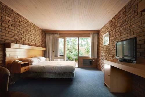 Flinders Cove Motel