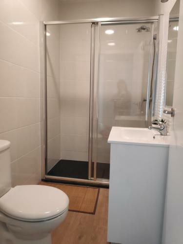Habitaci�n Doble Ba�o Privado Alameda Centro Macarena