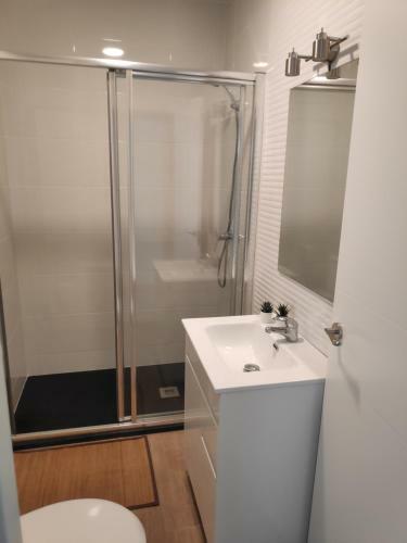 Habitaci�n Doble Ba�o Privado Alameda Centro Macarena