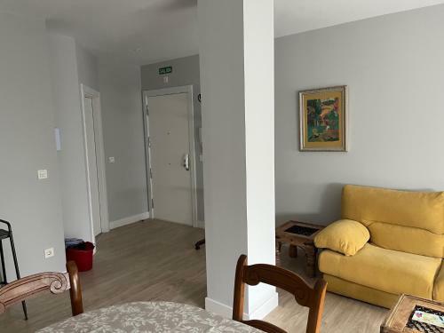 Apartamento Salgeta Reformado Amplio Y Acogedor Con Wifi