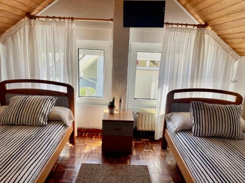 Hostal Escuela De Surf Waves Sound