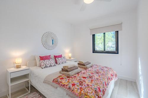 Sea View House Pride & Joy - Adults Only
