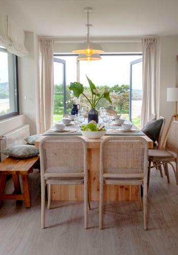 Espectacular Villa Con Acceso Privado A La Playa de Oyambre