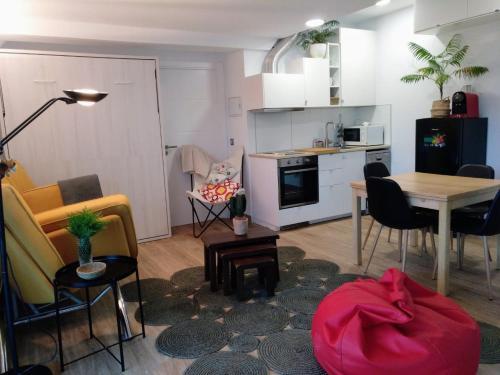 Apartamento Casa Rocha Velha Con Piscina Y Terraza Particular