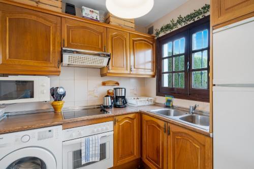 Apartamento La Campana Townhouse With Pool Ref 222