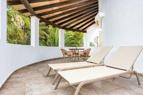 Apartment Oasis Cala Santanyi With Shared Pool