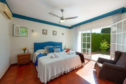 Villa Sierrezuela Sol By Villa Plus