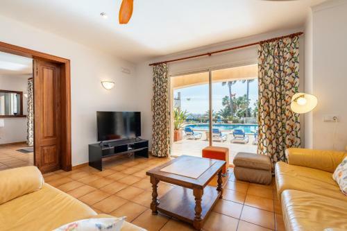 Villa Residencial Planta Baja Cerca Playa