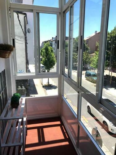 Apartamento Piso Grande Y Muy Luminoso