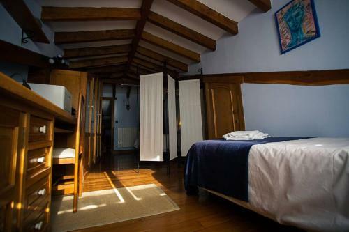 Casa Independiente Con Chimena, Jard�n Y Barbacoa