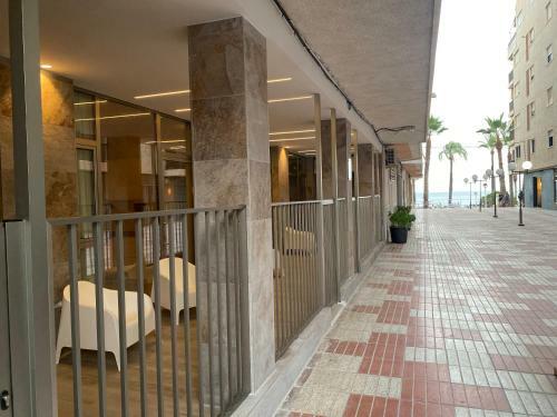 Hostal Santa Pola Suites