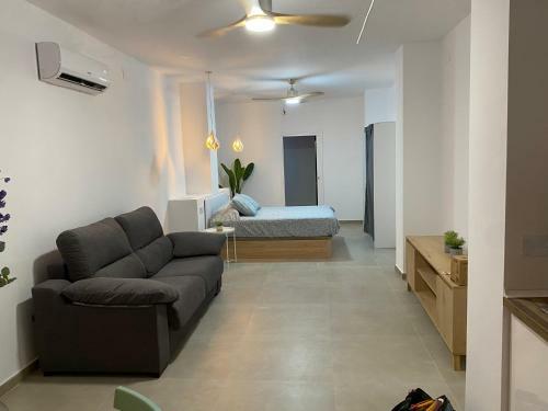 Hostal Santa Pola Suites