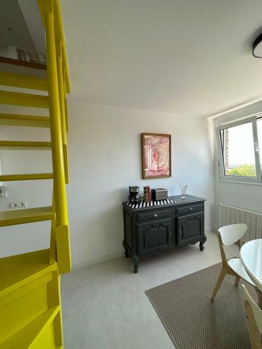 Design Apartment With Garage