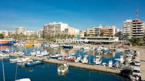 Apartamento Rentafive Nuevo Parking AA Ascensor