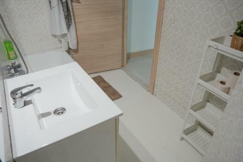 City Town Apartment