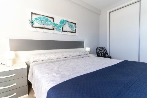 Apartamento Rentafive Primera L�nea Terraza Reformado
