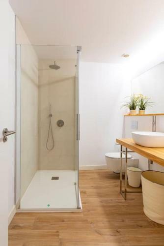 Apartamento Piso Moderno En El Centro Detr�s Del Edificio Banco Santander