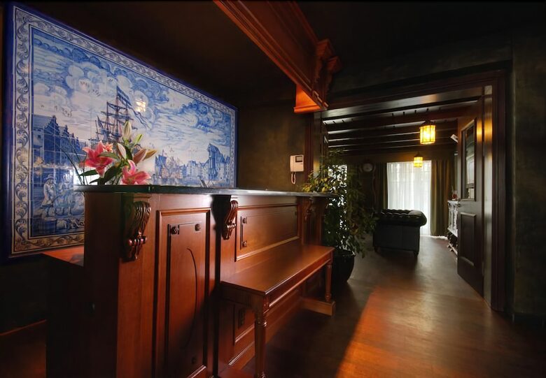 Hotel Holland House Residence Old Town