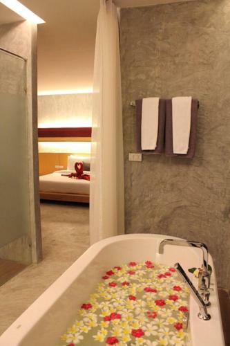 The Now Hotel - Sha Extra Plus