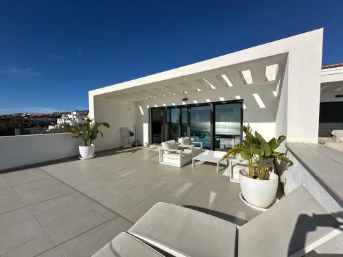 Apartamento 322 - Magnificent Penthouse Firstline Golf & Beach