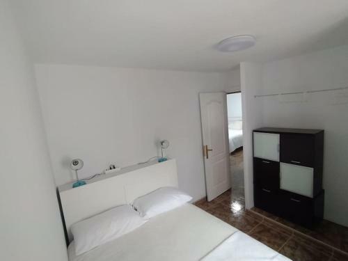 Apartamento Cerca Del Centro Reformado! C�modo, Exterior, 5 Huespedes