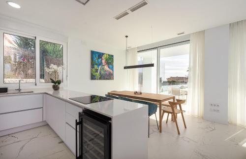 Villa Eliseo - Private Pool And Sea Views I 2400
