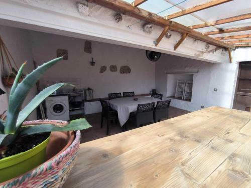 Ohana Salut House