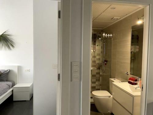 Modern Apartment Including Pool