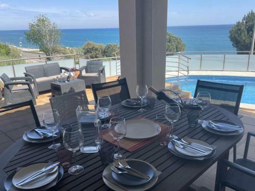 Villa Farell Just In Front Of The Sea