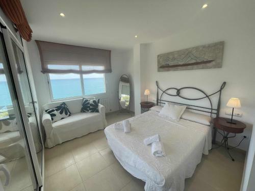 Villa Farell Just In Front Of The Sea